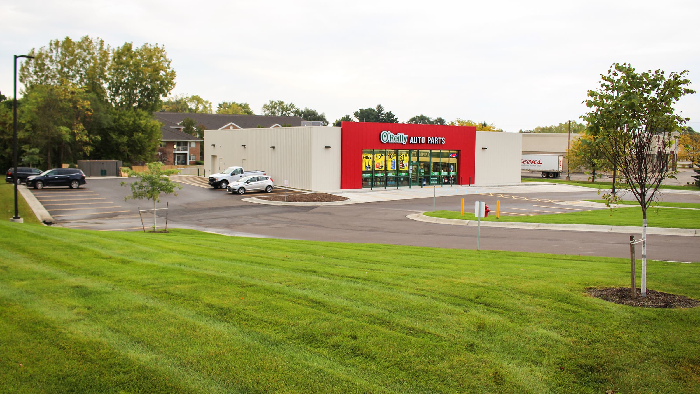 O’Reilly Auto Parts exterior, Jackson, MI